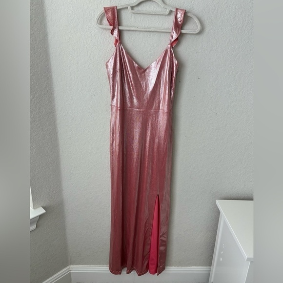 WAYF Mina Metallic Ruffle strap gown Size Small - Picture 4 of 11